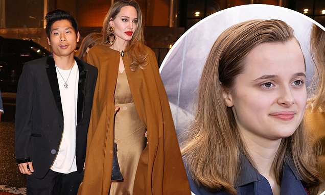 Angelina Jolie says daughter Vivienne, 15, was a 'really tough ᴀssistant'  on her Broadway musical The Outsiders... as they attend opening night with  brother Pax, 20 | Daily Mail Online