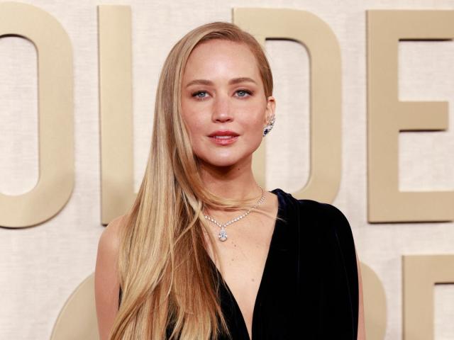 Jennifer Lawrence reflects on fashion mishap during first time attending  Sundance