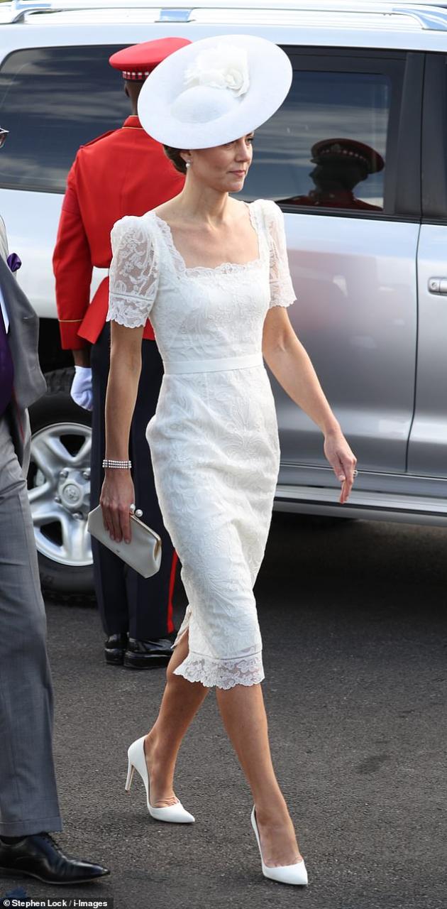 Kate Middleton channels Eliza Doolittle in head-to-toe white | Daily Mail  Online