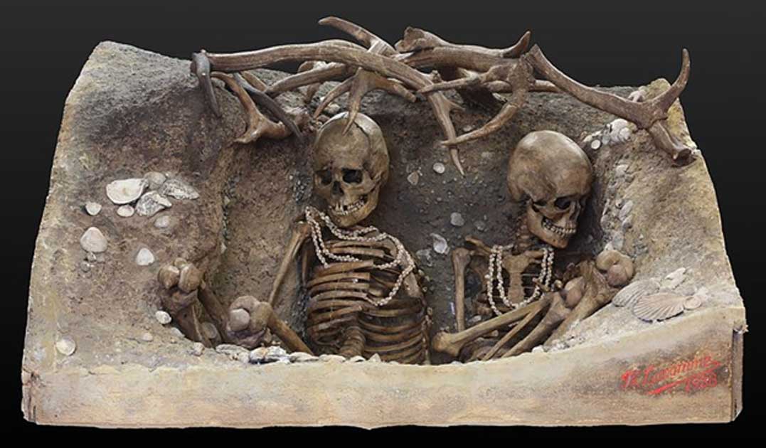 The 6500-Year-Old Grave of the Unfortunate Ladies of Téviec