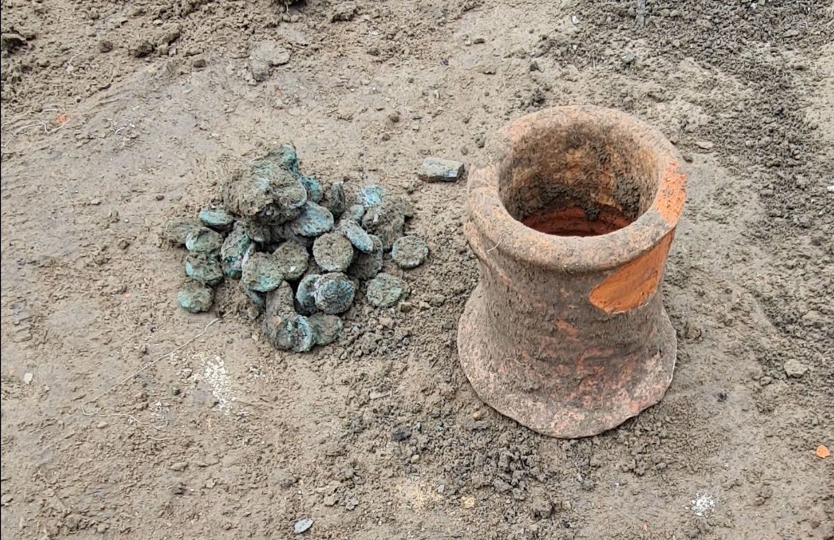 Archaeologists discover a 6th-century coin hoard in ancient Phanagoria Archaeologists discover a 6th-century coin hoard in ancient Phanagoria