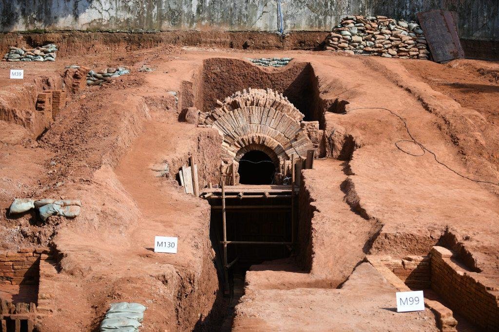 148 ancient tombs dating back 2,100 years discovered at Guangzhou Zoo