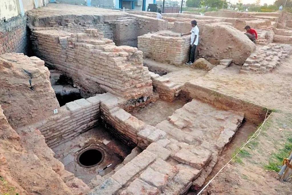 Remains of 2800-year-old human settlement discovered in Vadnagar, India