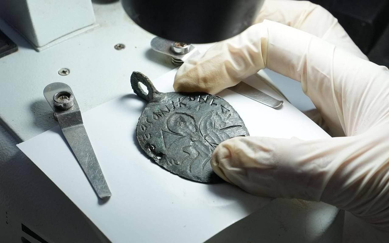 5th-century amulet depicting Solomon defeating the devil found in Turkey