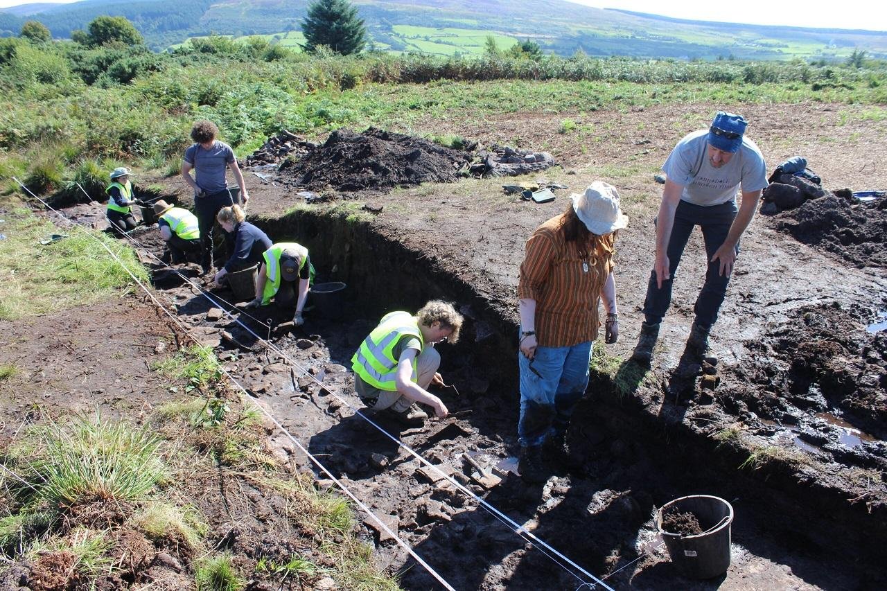 Researchers uncover complete Neolithic cursus on Isle of Arran