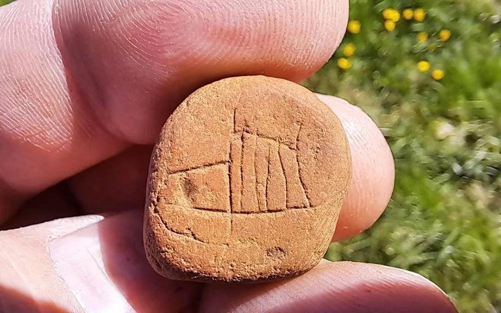 The oldest depiction of a Viking ship found in Iceland The oldest depiction of a Viking ship found in Iceland