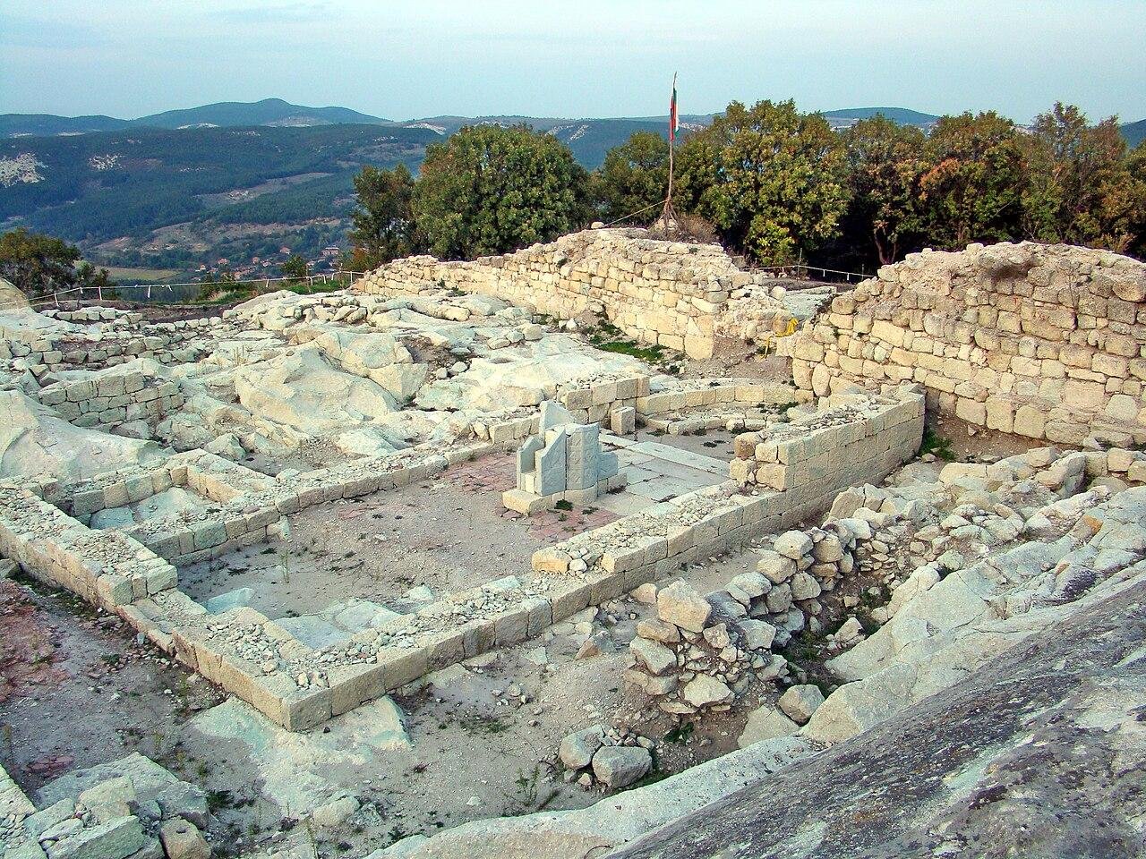 Ancient Thracian sacrificial altars for blood rituals and divinations unearthed at Perperikon, Bulgaria