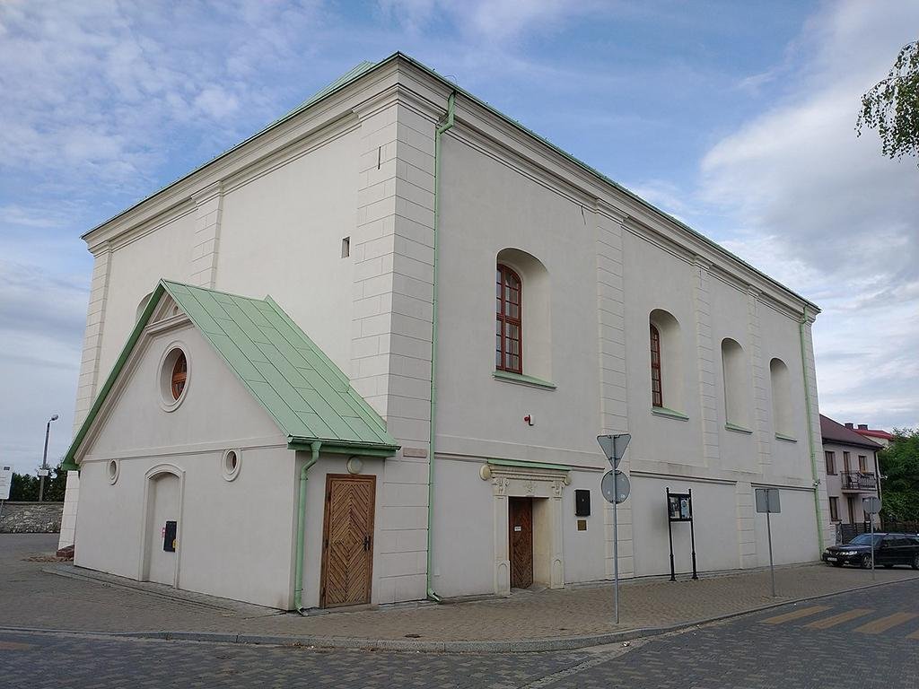 Historic Jewish mikveh found in Polish nightclub basement