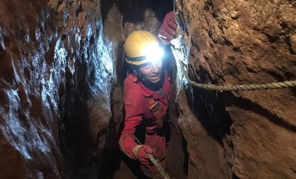 11,000-year-old human remains discovered in northern Britain 11,000-year-old human remains discovered in northern Britain