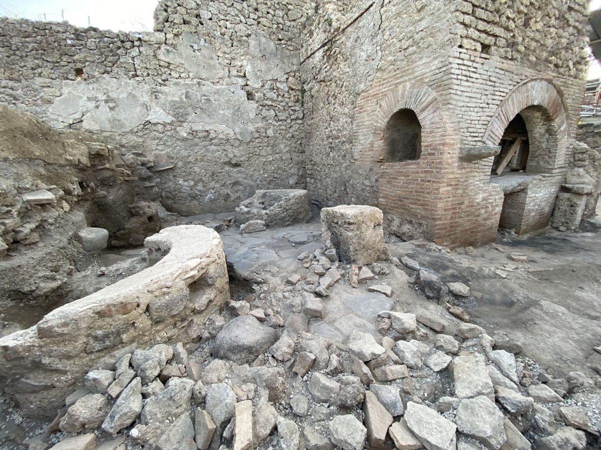 Archaeologists unearth bakery prison for enslaved people in Pompeii