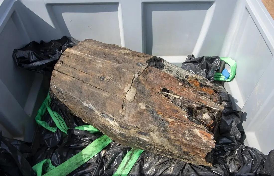 Wooden barrel of iron lumps raised from 16th century shipwreck