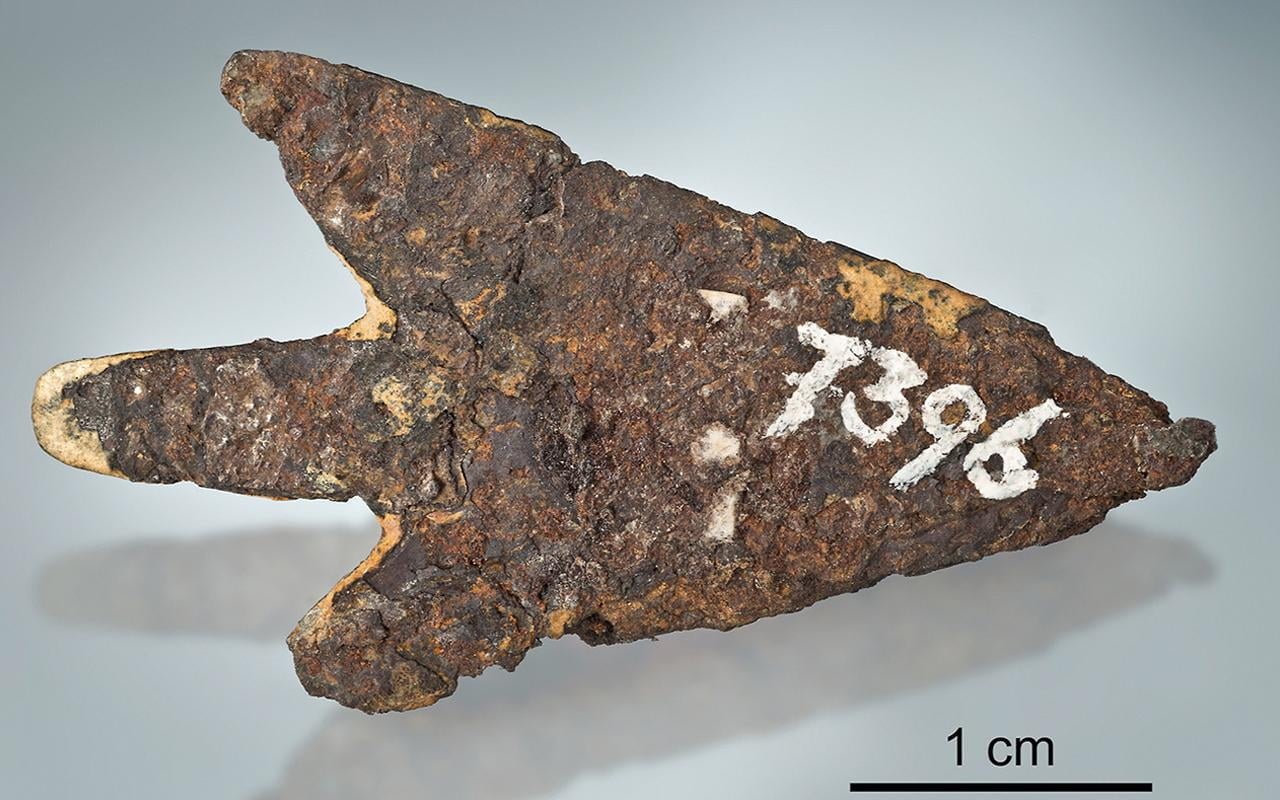 Bronze Age arrowhead was made from meteorite iron