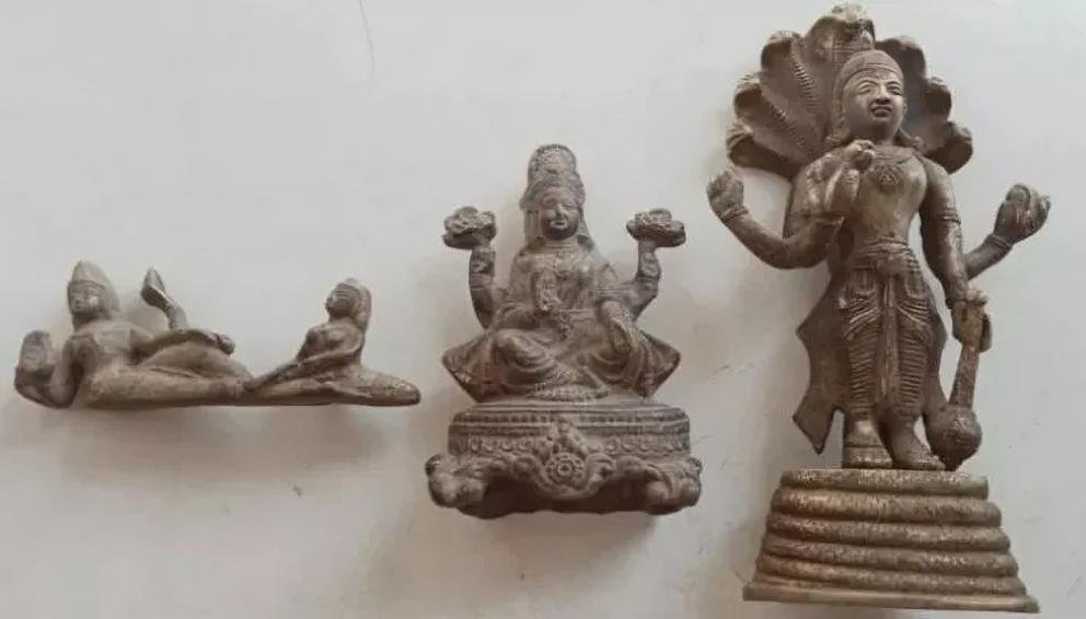 400-year-old bronze idols unearthed in India 400-year-old bronze idols unearthed in India