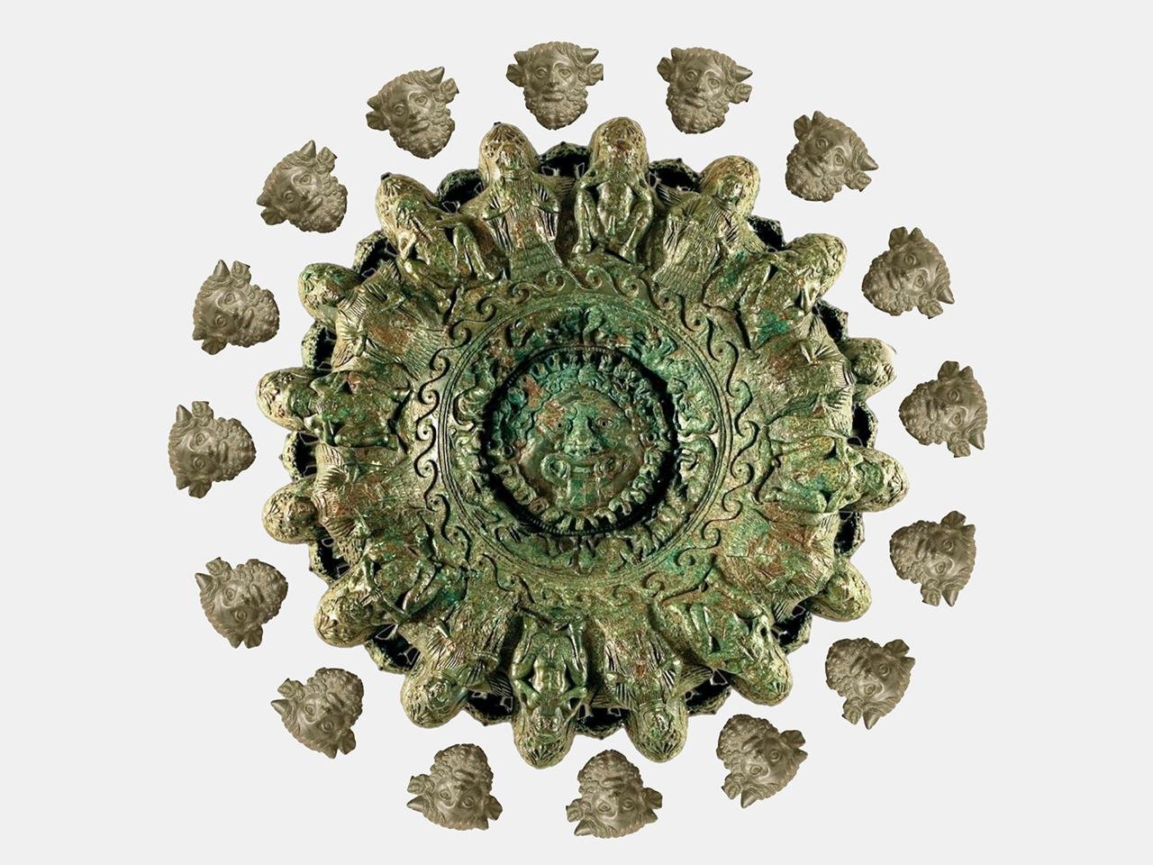 Bronze lamp of Cortona revealed as a cult object linked to Dionysus