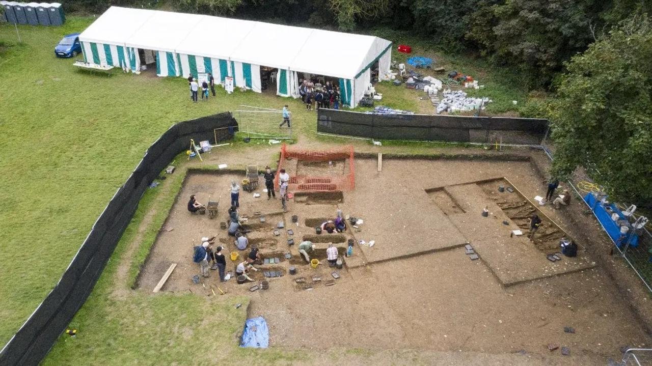 Anglo-Saxon monastery at Cookham Abbey was a social and religious center