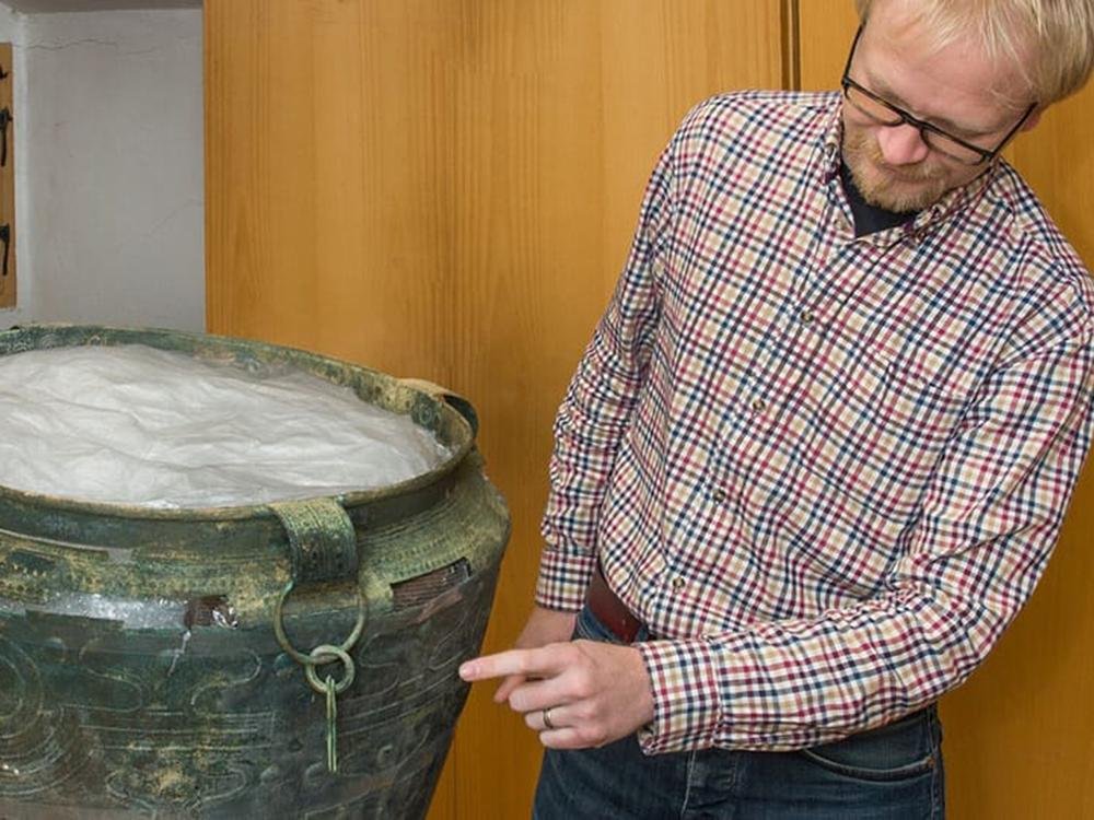 Czech archaeologists brew beer based on a 3,000-year-old recipe