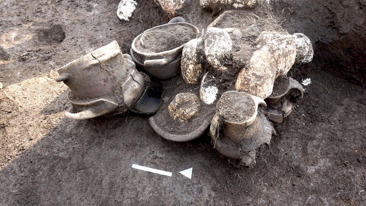 Vast Iron Age necropolis uncovered in Italy Vast Iron Age necropolis uncovered in Italy