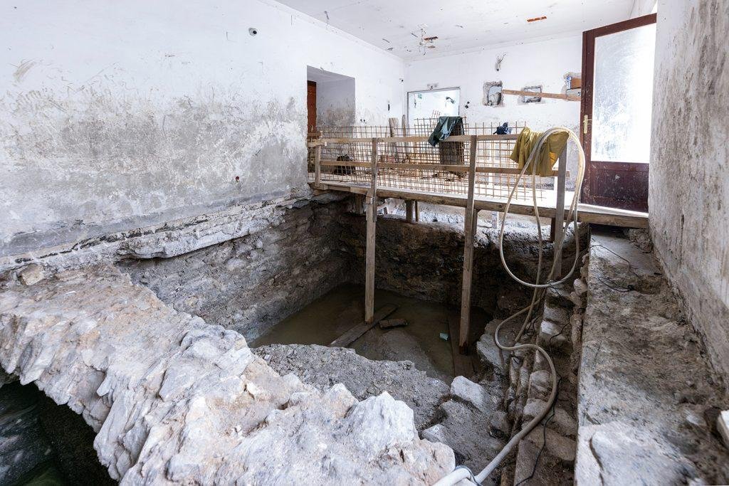 Archaeologists discover Roman baths and mosaics under split city museum in Croatia