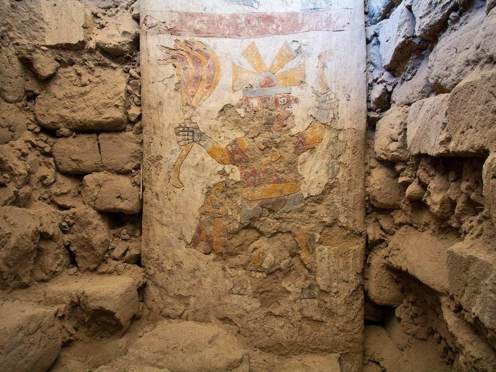 Archaeologists unearth 1,400-year-old mural of 2-faced men in Peru Archaeologists unearth 1,400-year-old mural of 2-faced men in Peru
