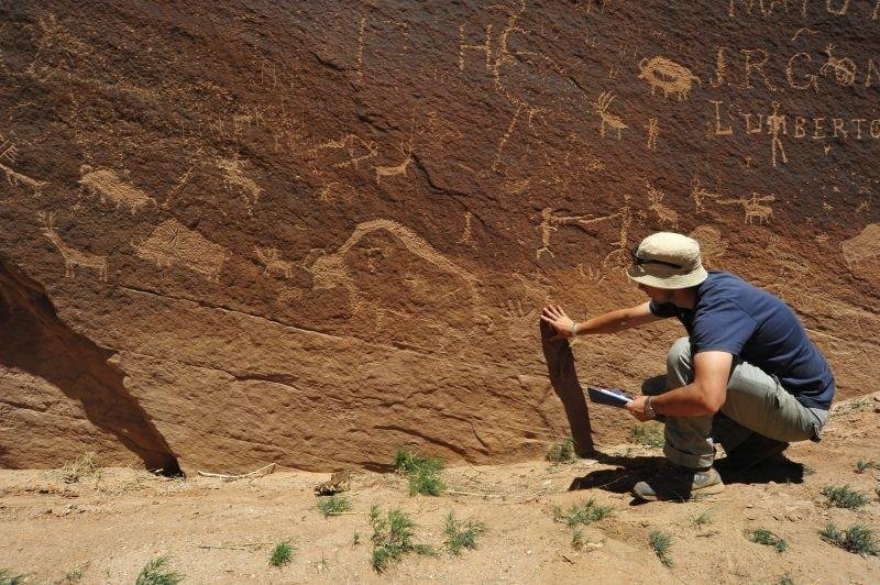 Polish archaeologists uncover astronomical petroglyphs dating back to the 3rd century in Colorado