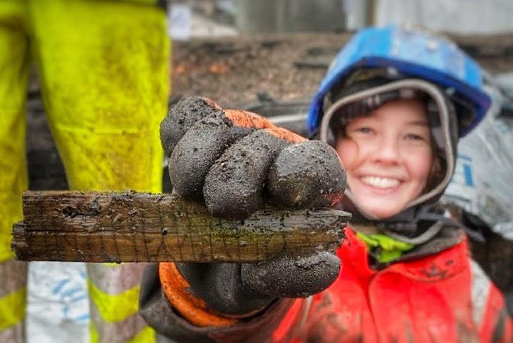 New Runic Inscriptions on bone and wood were discovered in Oslo’s old town