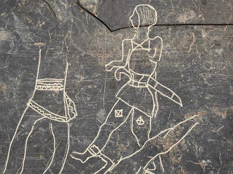 Scenes of warriors from the 6th-5th centuries BCE discovered on slate plaque at Tartessian site in Spain