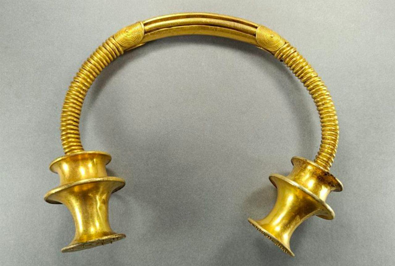 Spanish water worker discovers 2,500-year-old gold necklaces