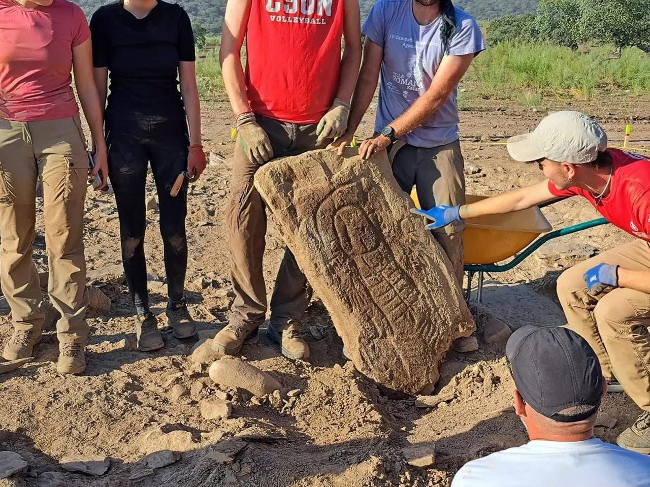 3,000-year-old stela discovered in Las Capellanías, Spain