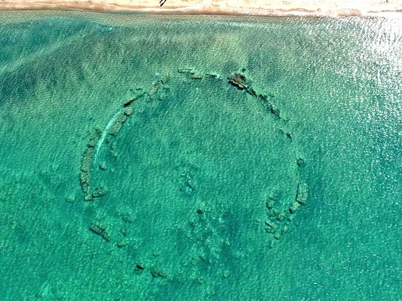 Submerged Roman structure of concentric walls discovered in the waters near Campo di Mare