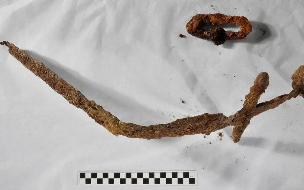 1,000-year-old Swedish crusade sword and cemetery unearthed in Finland