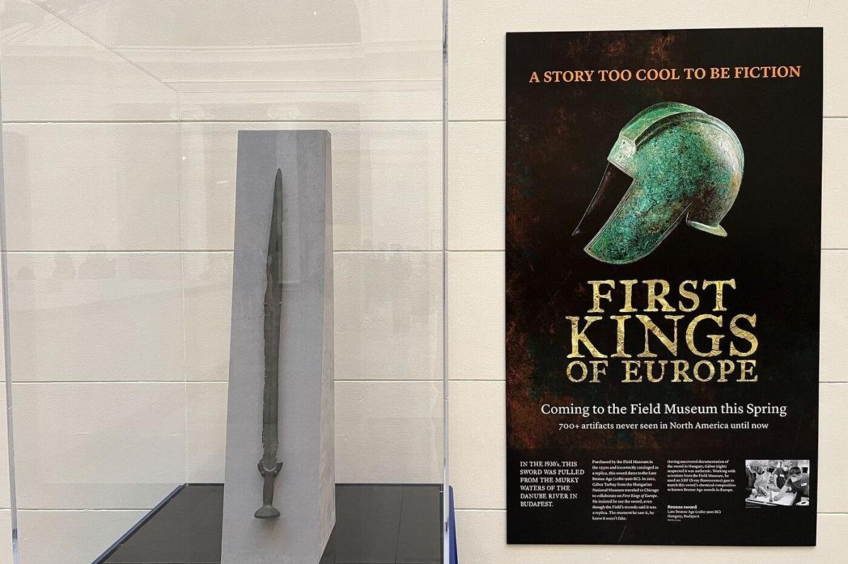 Replica sword held in the museum was actually a 3,000-year-old weapon Replica sword held in the museum was actually a 3,000-year-old weapon