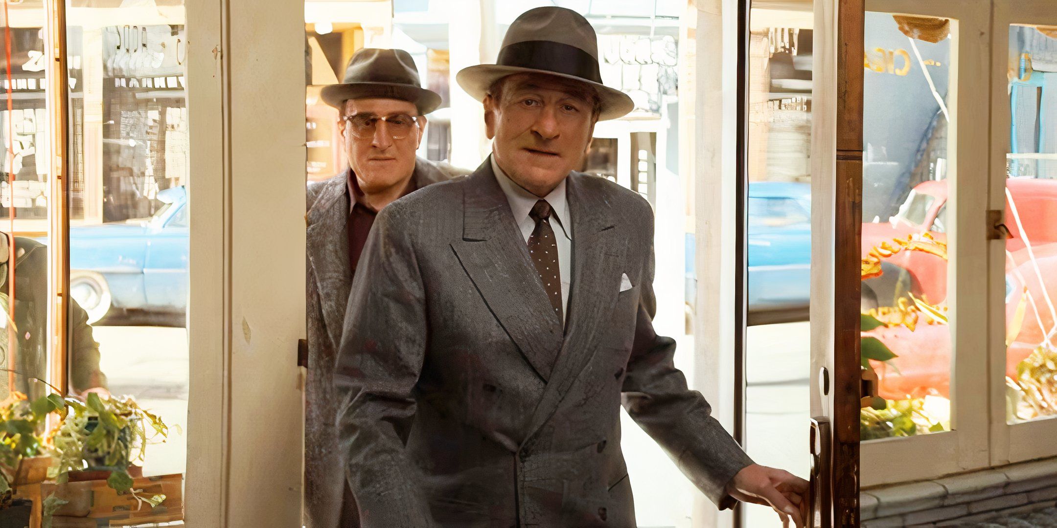 Robert De Niro’s New Mafia Movie Has Critics & Audiences Divided On Rotten Tomatoes