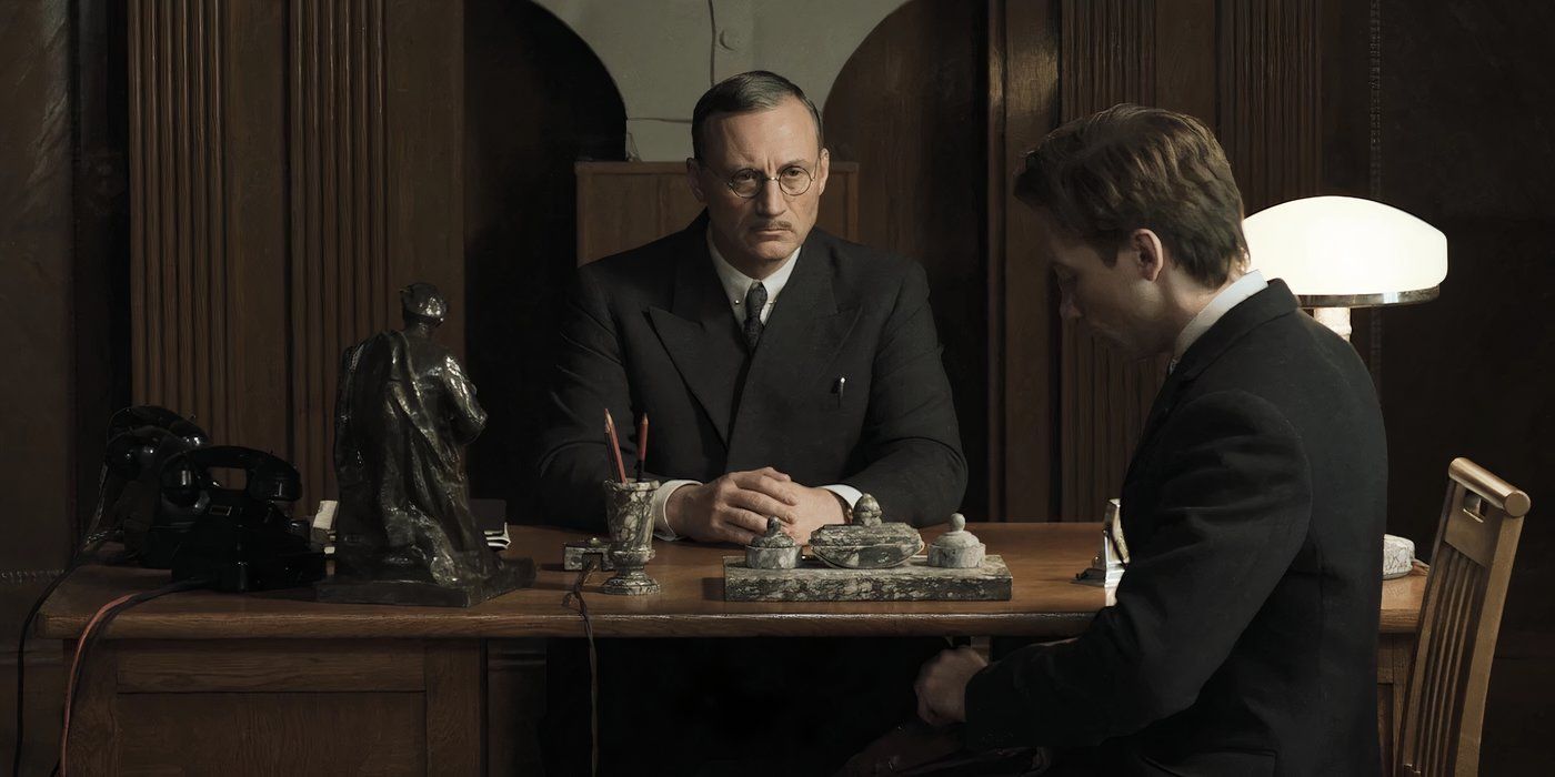 Two Prosecutors Review: Sergei Loznitsa’s Chilling Great Purge Drama Gives Us The Blueprint To Fight Corruption