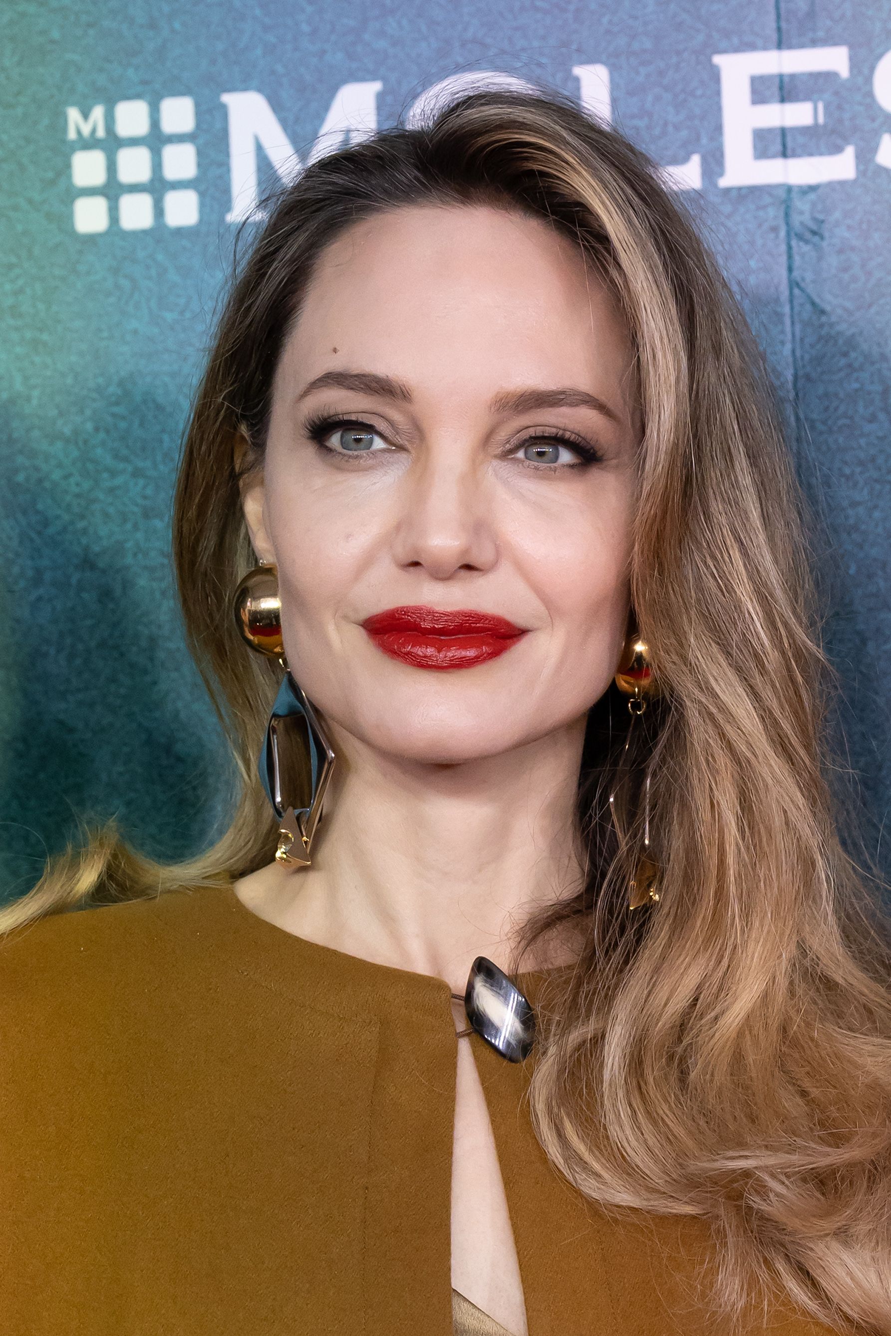 Who Plays Young Angelina Jolie In Life Or Something Like It Who Plays Young Angelina Jolie In Life Or Something Like It