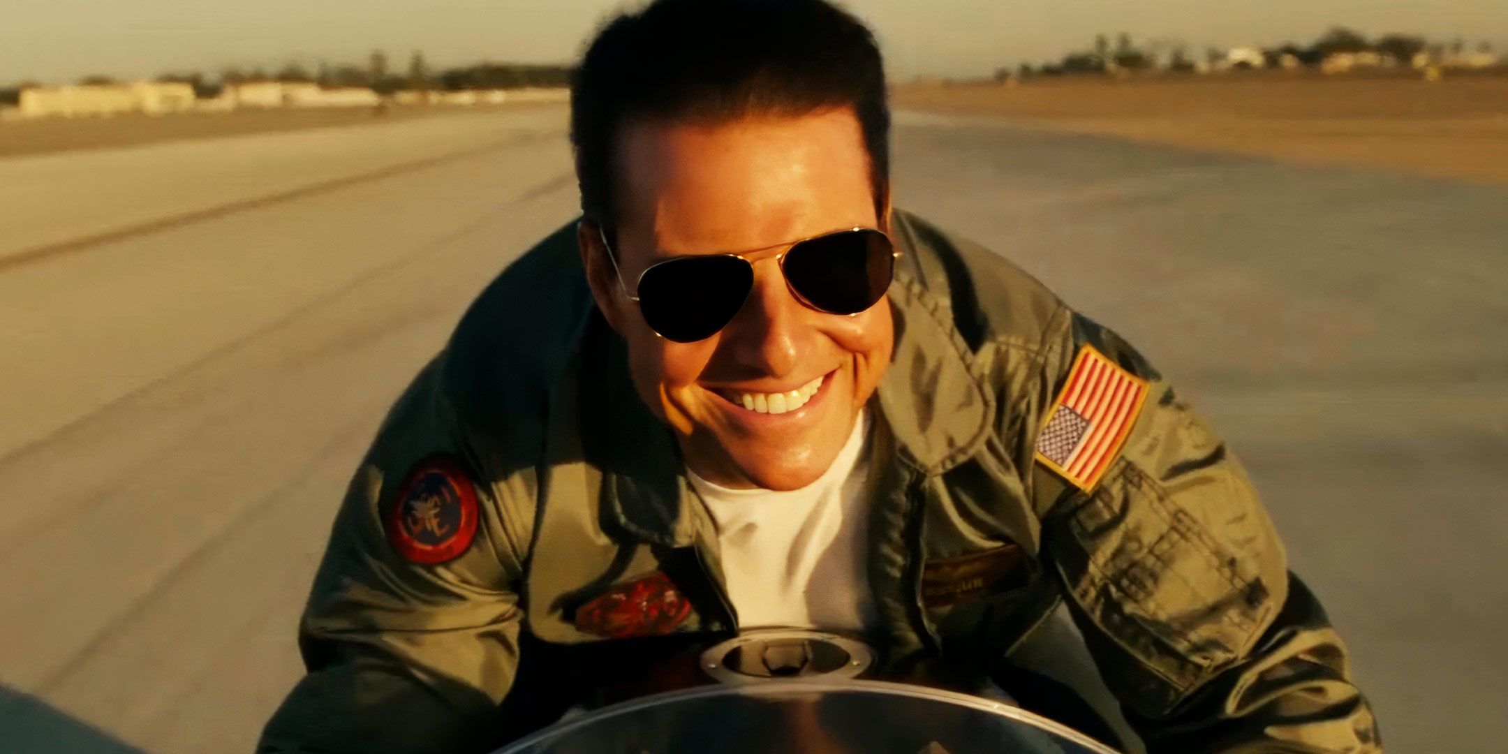 Top Gun: Maverick’s Genius Opening Credits Shows Exactly Why Tom Cruise’s Sequel Was A .4 Billion Box Office Hit Top Gun: Maverick’s Genius Opening Credits Shows Exactly Why Tom Cruise’s Sequel Was A .4 Billion Box Office Hit