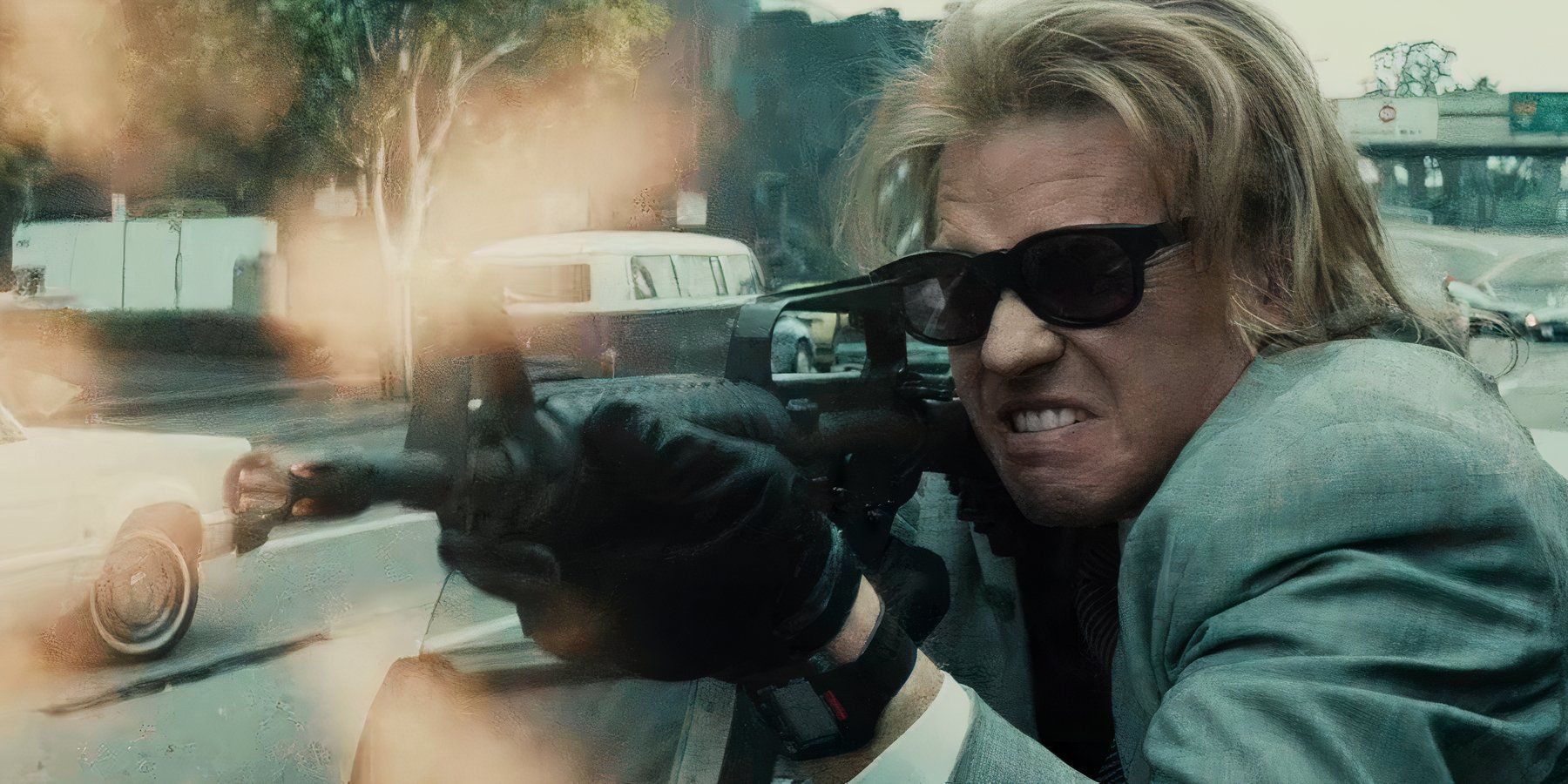“95% Of You Won’t Be Able To Fire This Well:” What Made Val Kilmer’s Iconic Heat Scene So Great Explained By Michael Mann “95% Of You Won’t Be Able To Fire This Well:” What Made Val Kilmer’s Iconic Heat Scene So Great Explained By Michael Mann
