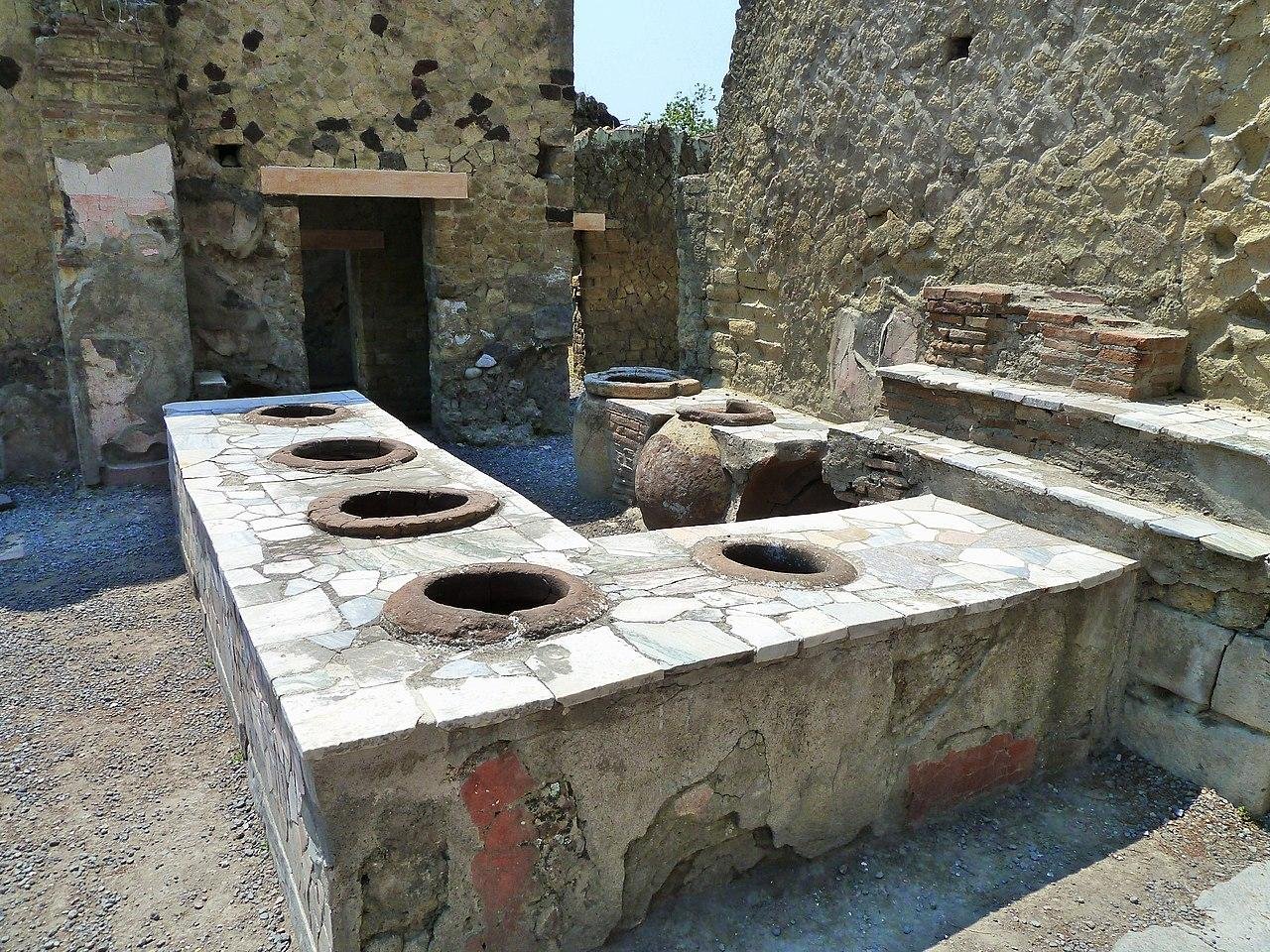 Fried thrushes were ancient Roman street food in Mallorca, not just an elite delicacy