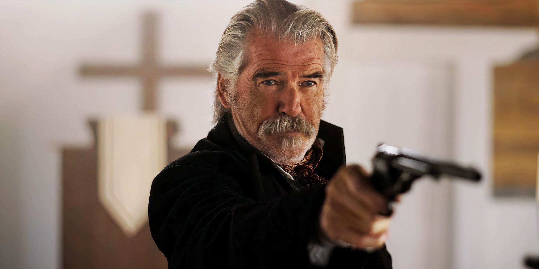 Pierce Brosnan & Samuel L. Jackson’s New Western Movie Has Critics & Audiences Very Divided On Rotten Tomatoes