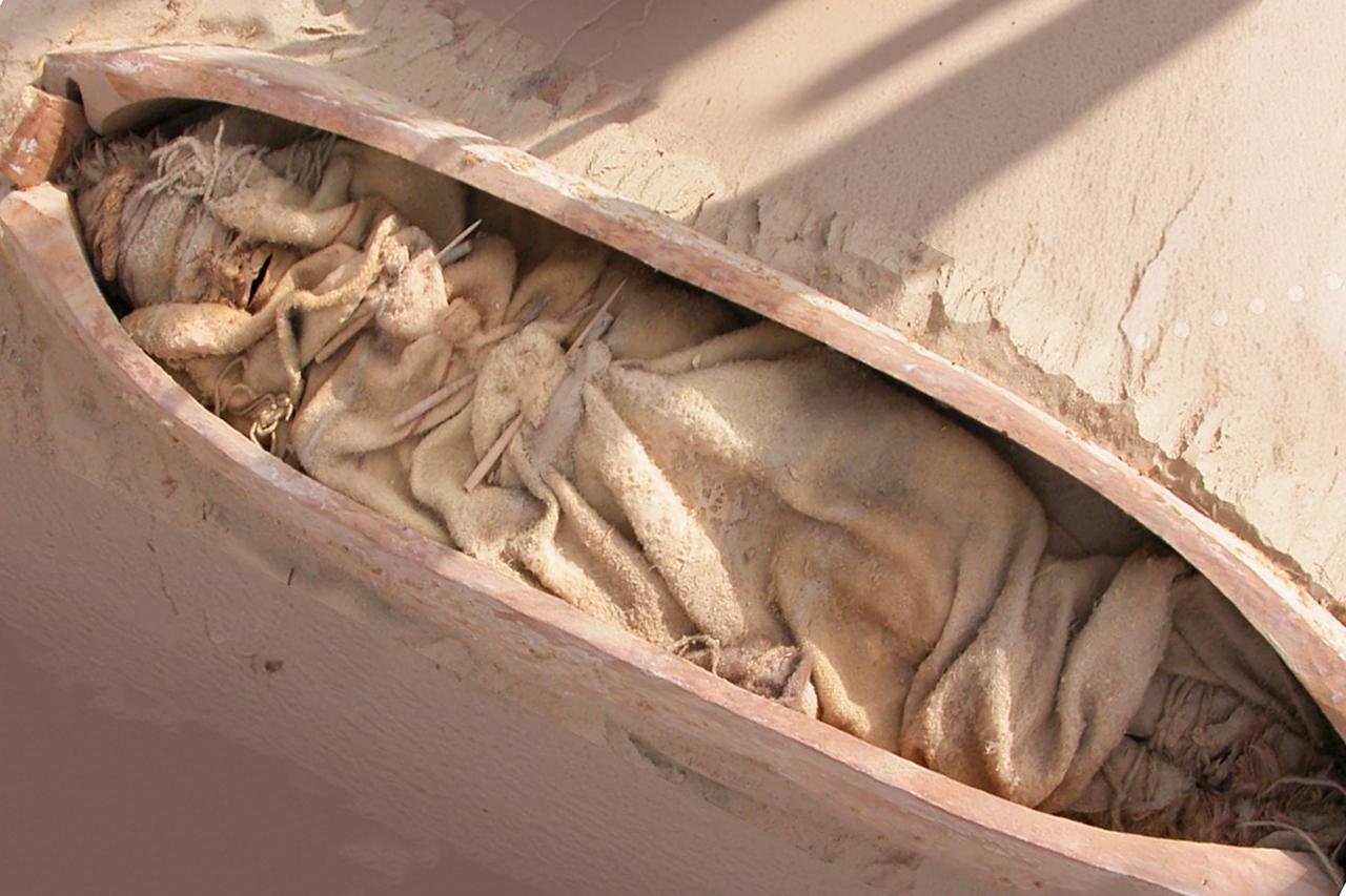 Ancient Xiaohe boat burials reveal symbolic water journey into the afterlife, new study finds