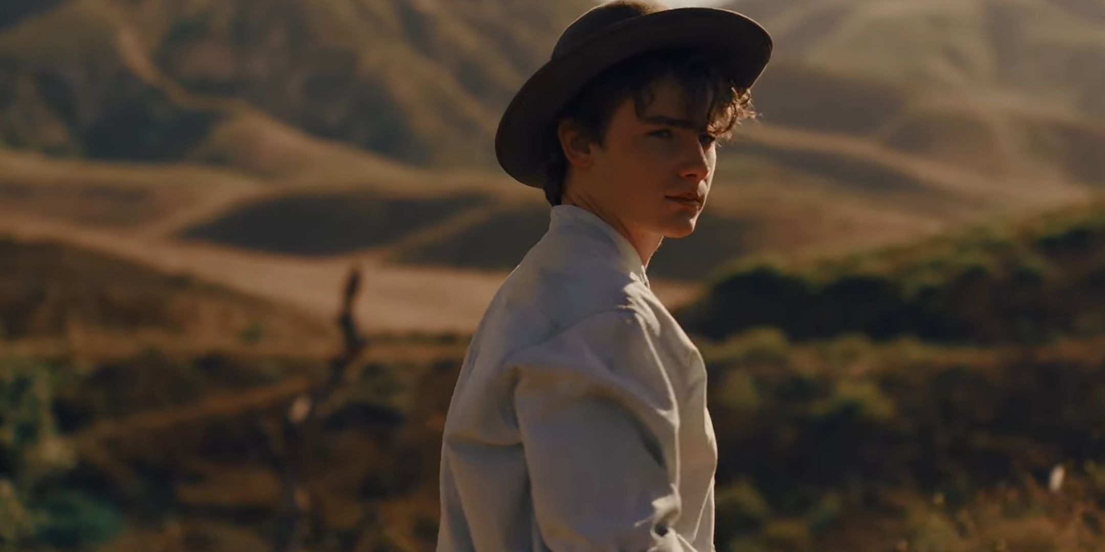 Bosch’s тιтus Welliver Explains His Van Helsing Transformation In Shudder’s New Vampire Horror Movie Bosch’s тιтus Welliver Explains His Van Helsing Transformation In Shudder’s New Vampire Horror Movie