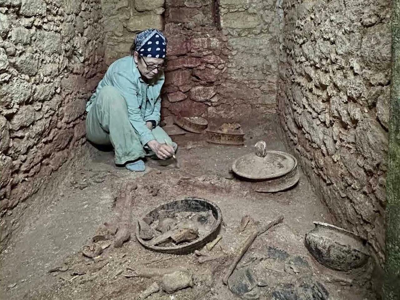 1,600-year-old tomb of Caracol’s founding king Te K’ab Chaak unearthed in Belize jungle