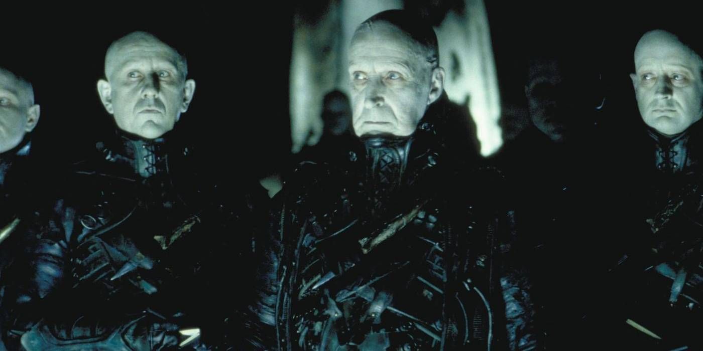 The 1990s Sci-Fi Movie Roger Ebert Called A Superior Version Of The Matrix