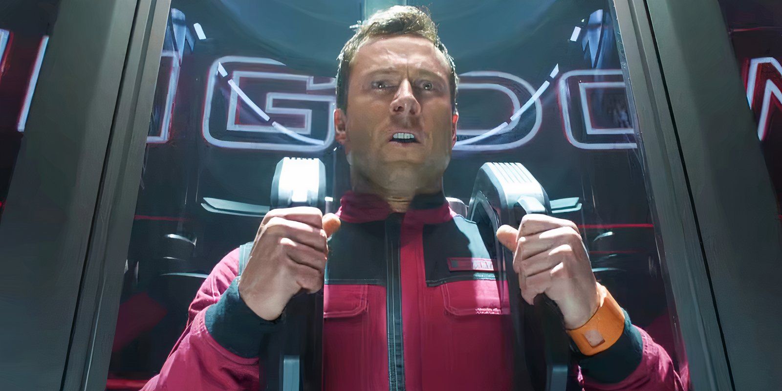 First Trailer For Upcoming Stephen King Movie Remake Sees Glen Powell Run For His Life First Trailer For Upcoming Stephen King Movie Remake Sees Glen Powell Run For His Life