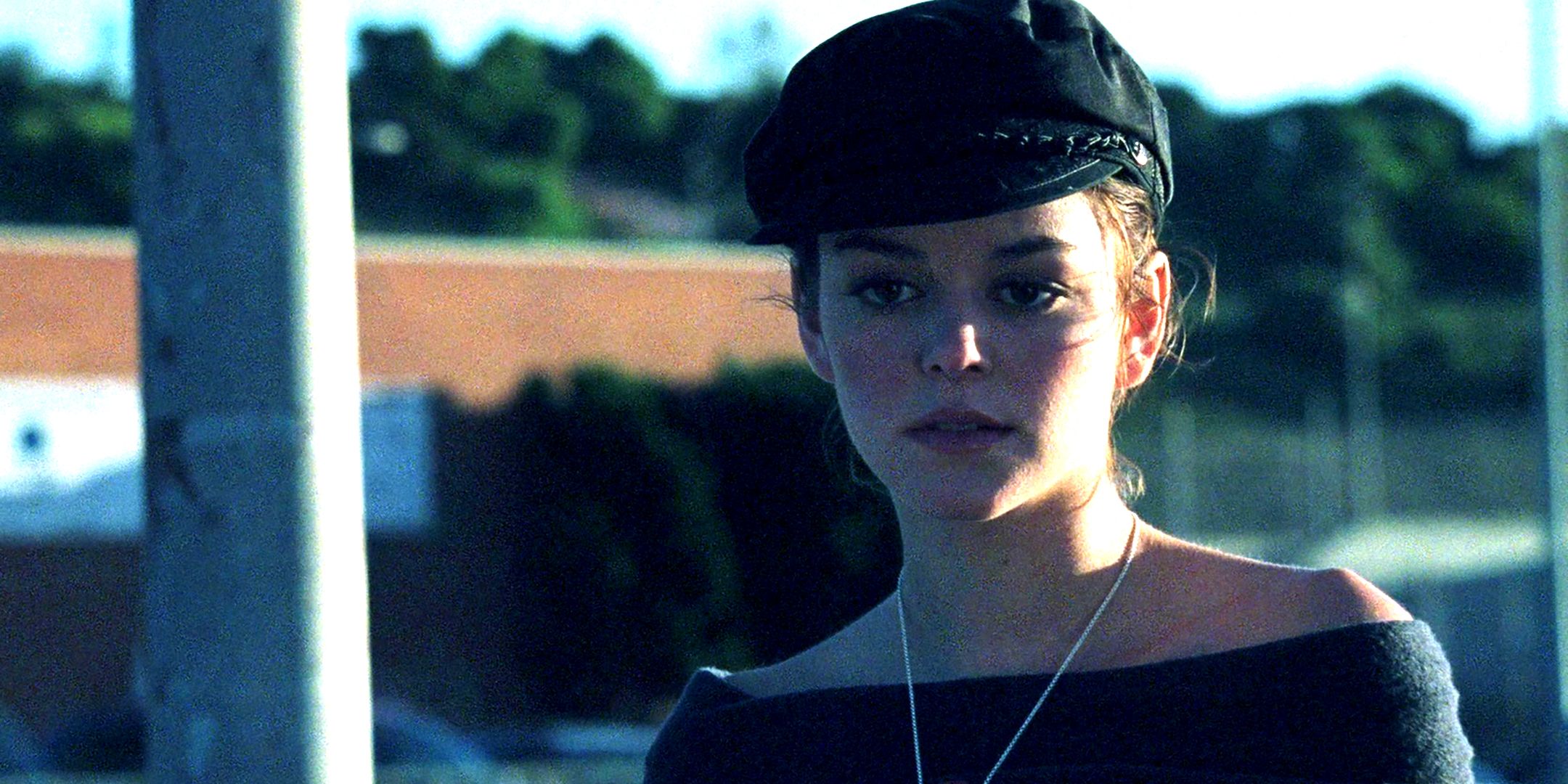 Brick (2005) Ending Explained: Every Twist & Clue Revealed Brick (2005) Ending Explained: Every Twist & Clue Revealed