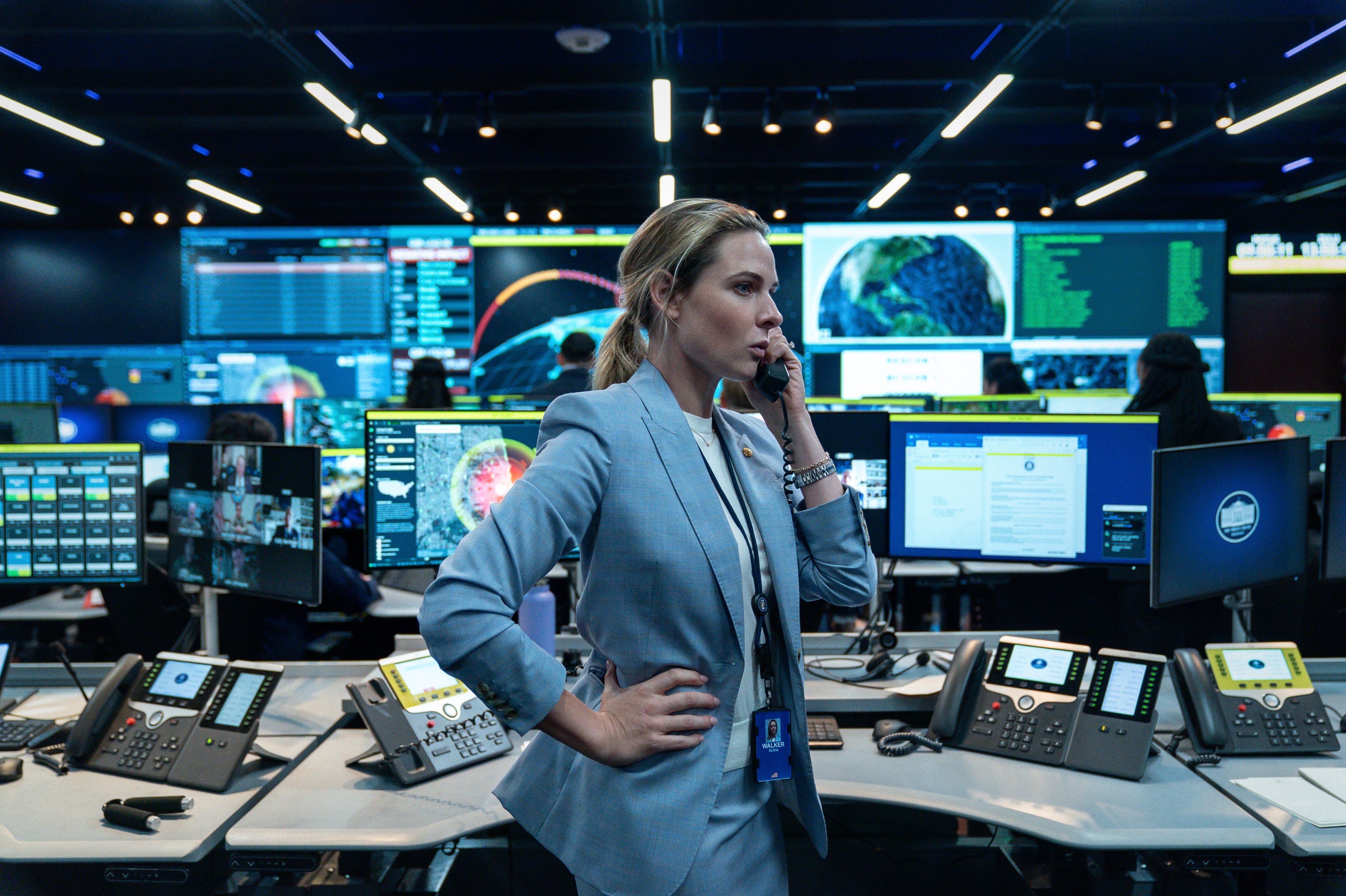 First Look At Rebecca Ferguson Revealed In New Netflix Thriller From Oscar-Winning Director