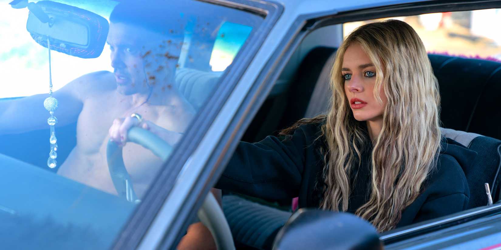 Hulu’s New Action-Packed Heist Movie With 44% RT Score Quickly Debuts On The Top 10 Streaming Charts