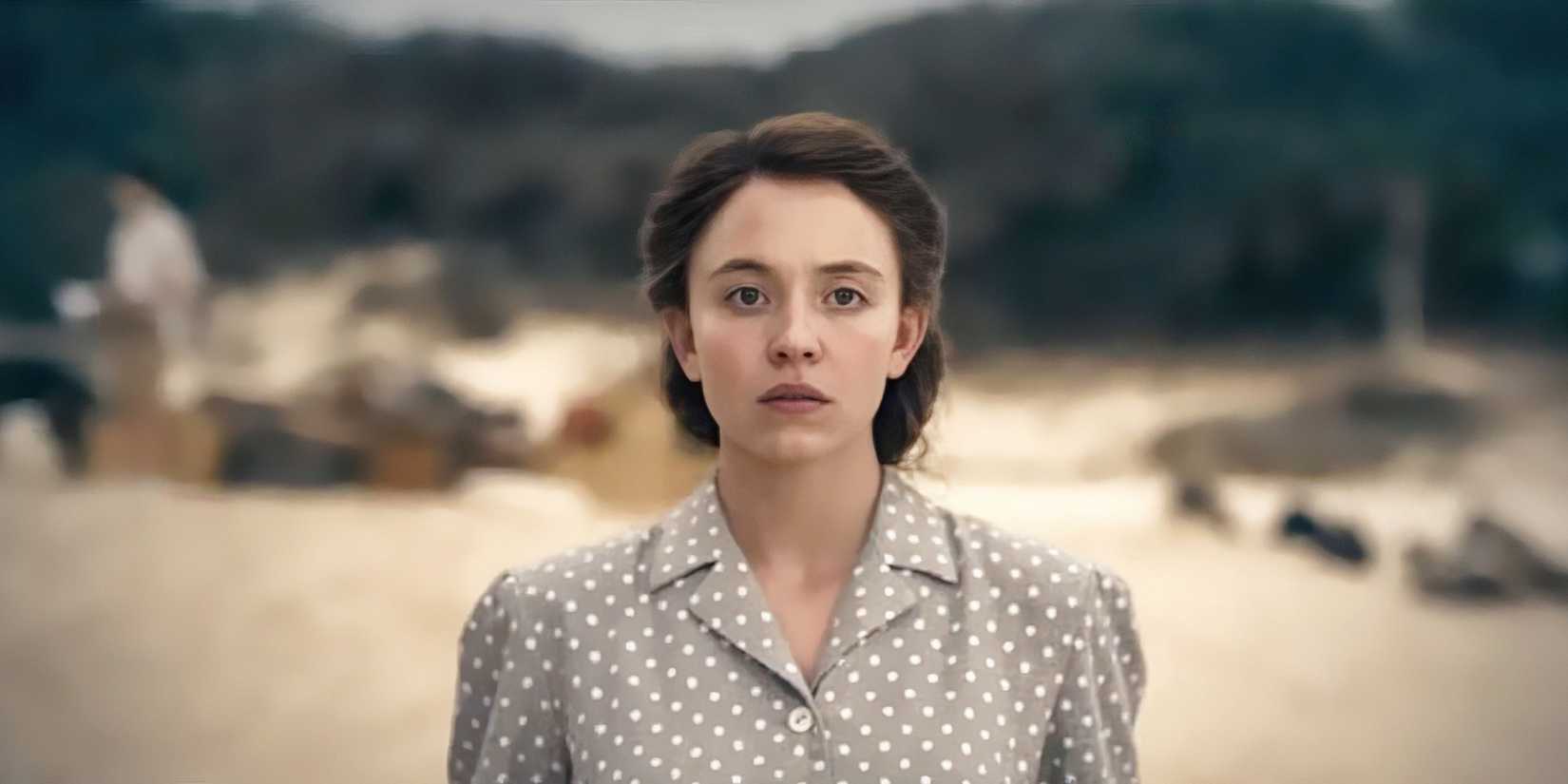 How Accurate Is Ana De Armas, Sydney Sweeney, & Vanessa Kirby’s Thriller To The True Story? What It Gets Right & Wrong How Accurate Is Ana De Armas, Sydney Sweeney, & Vanessa Kirby’s Thriller To The True Story? What It Gets Right & Wrong