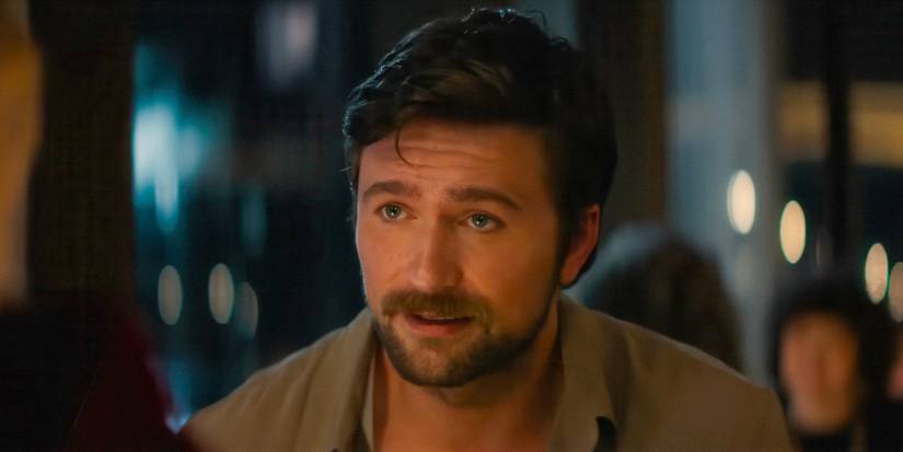Popular Batman Casting Choice Gets Classic Blue & Silver Suit After Major DC Movie Update