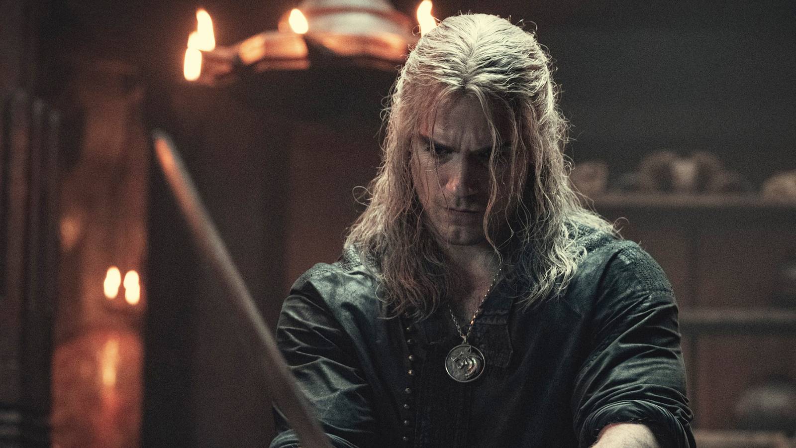 Henry Cavill’s Highly Anticipated Highlander Reboot Delayed For Surprising Reason Henry Cavill’s Highly Anticipated Highlander Reboot Delayed For Surprising Reason