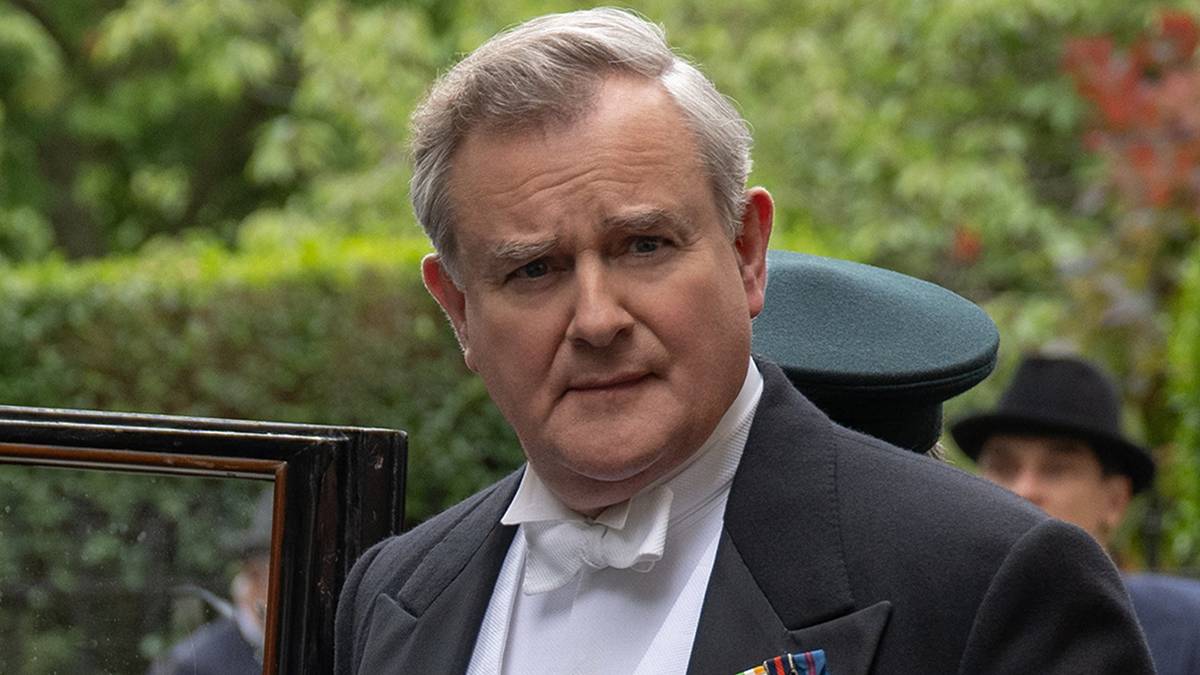 Downton Abbey: The Grand Finale Stars Hugh Bonneville, Kevin Doyle & Allen Leech Say Goodbye